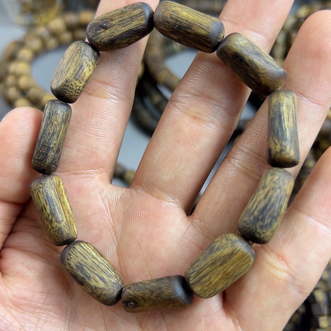 毛***爸沉香枕沉香奇楠沉香随型树心油单圈