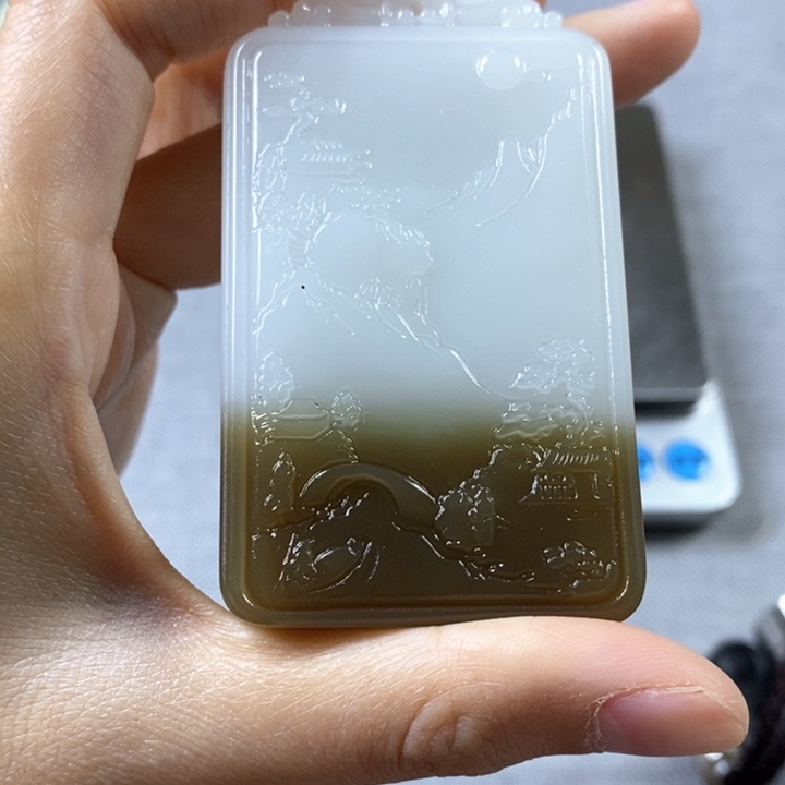 和田玉颈饰未镶嵌