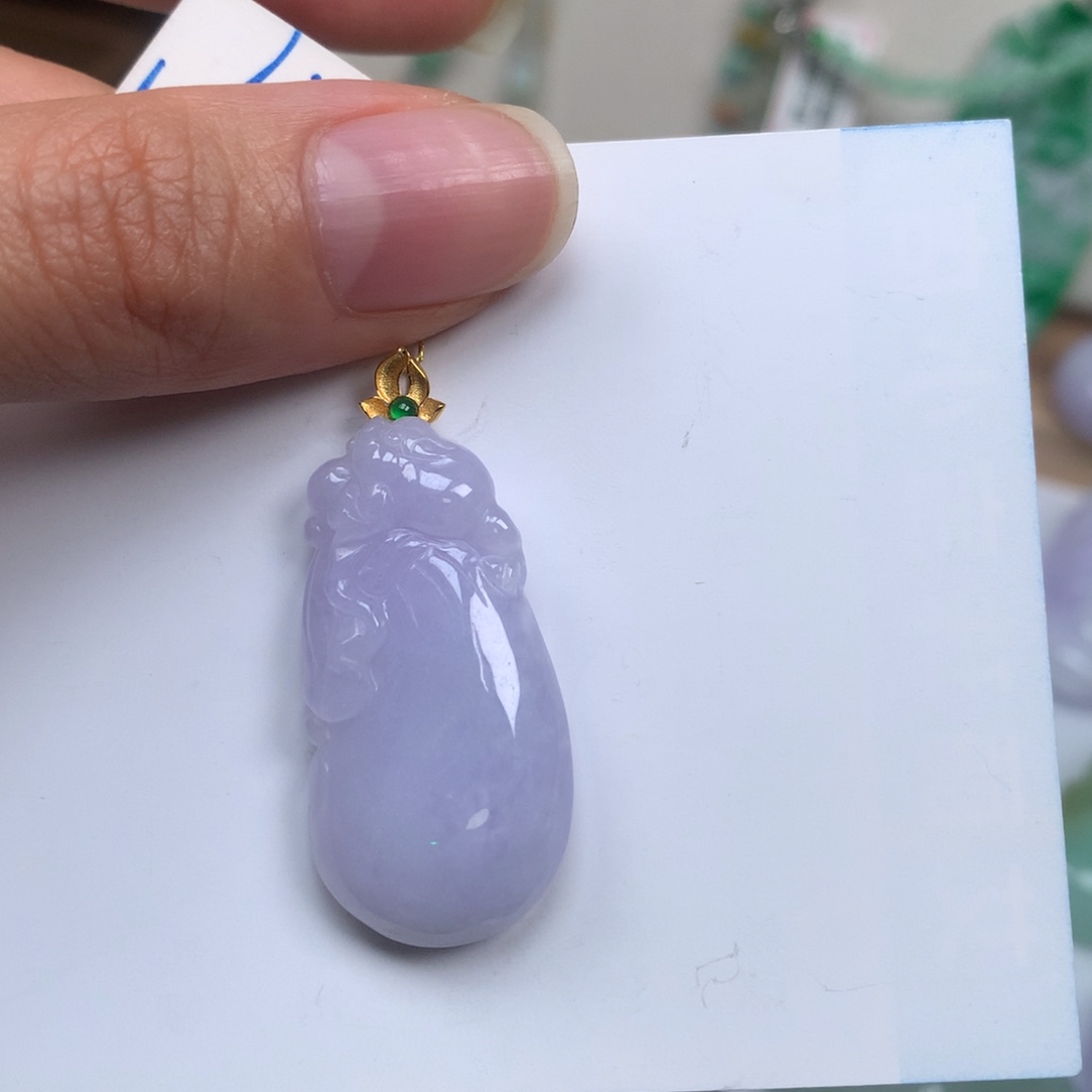 吊坠(不含链)未镶嵌翡翠