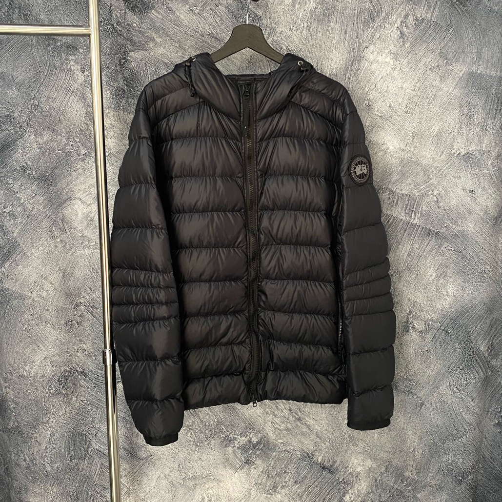 未使用 CANADA GOOSE 连帽轻薄羽绒服/黑色/XL码/15431
