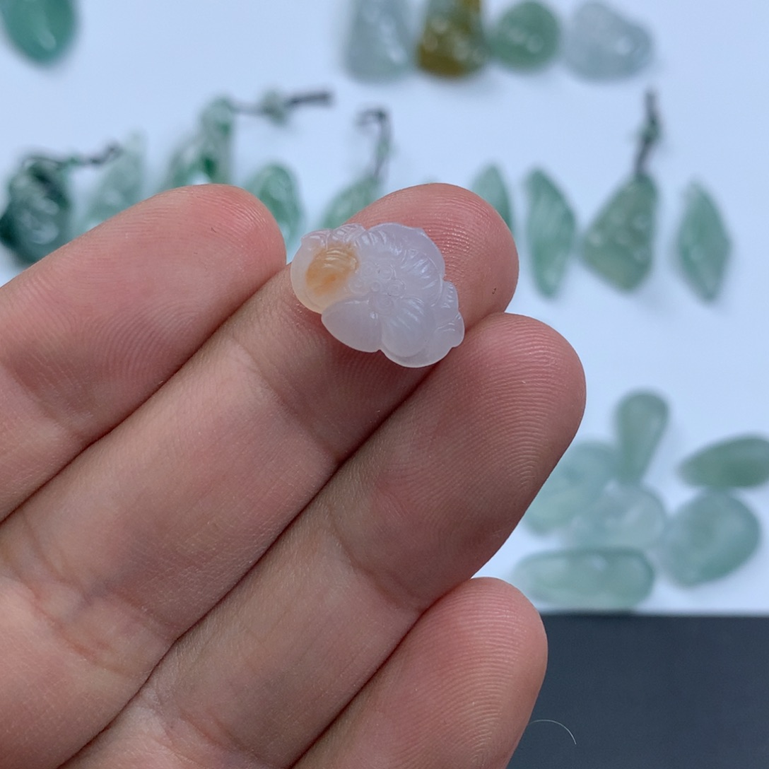 定制翡翠未镶嵌天然翡翠A货