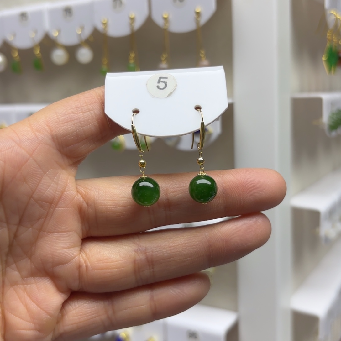 和田玉18K金镶嵌耳饰