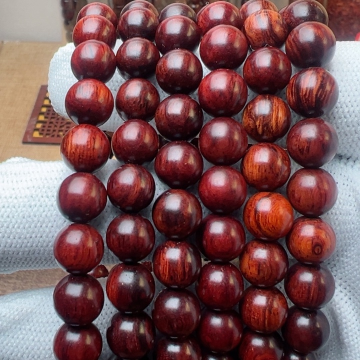 木木本海南红降花梨公0.8圆珠单圈