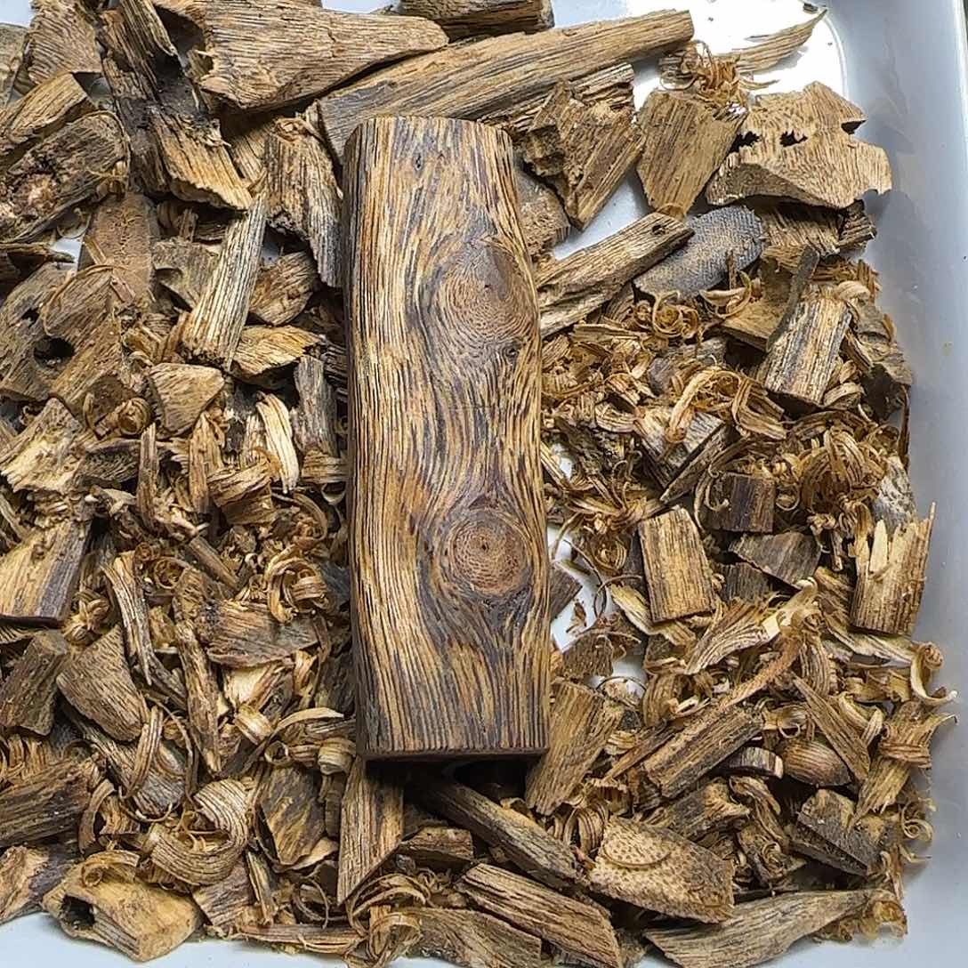 沉香碎屑沉香原汁原味