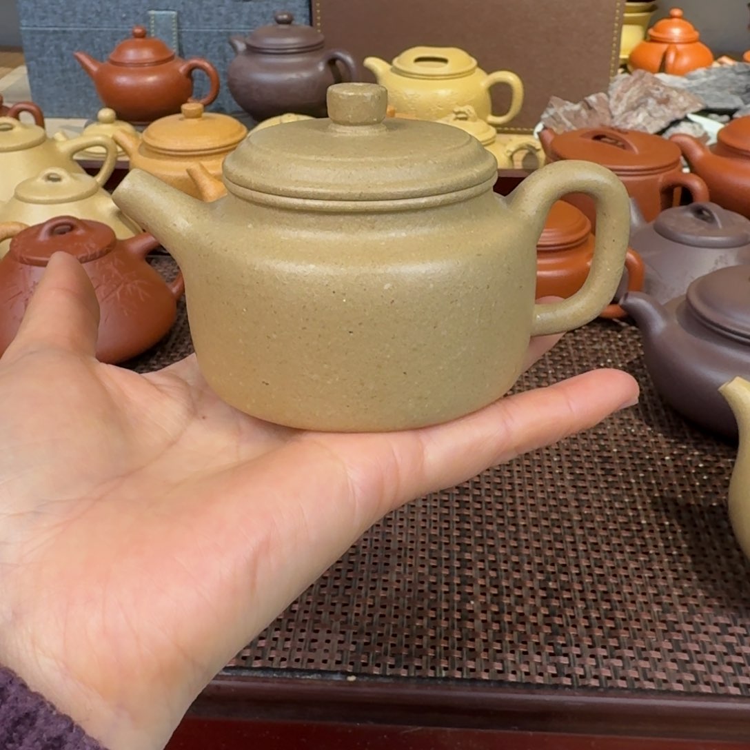 本山绿泥茶壶梨皮150毫升左右