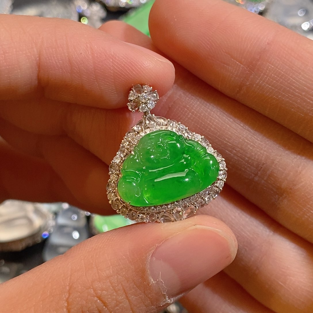 翡翠颈饰18K金镶嵌天然缅甸A货翡翠