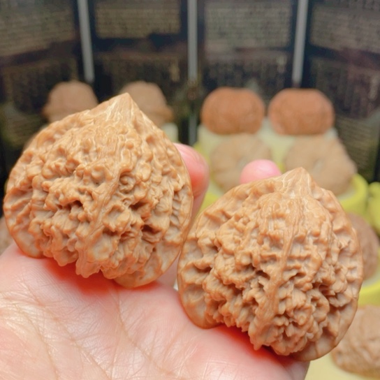 文玩核桃吊坠44全品满天星
