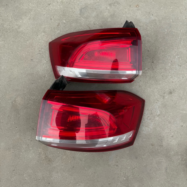 17-20款哈弗H6蓝标后尾灯总成后大灯刹车灯原厂尾灯