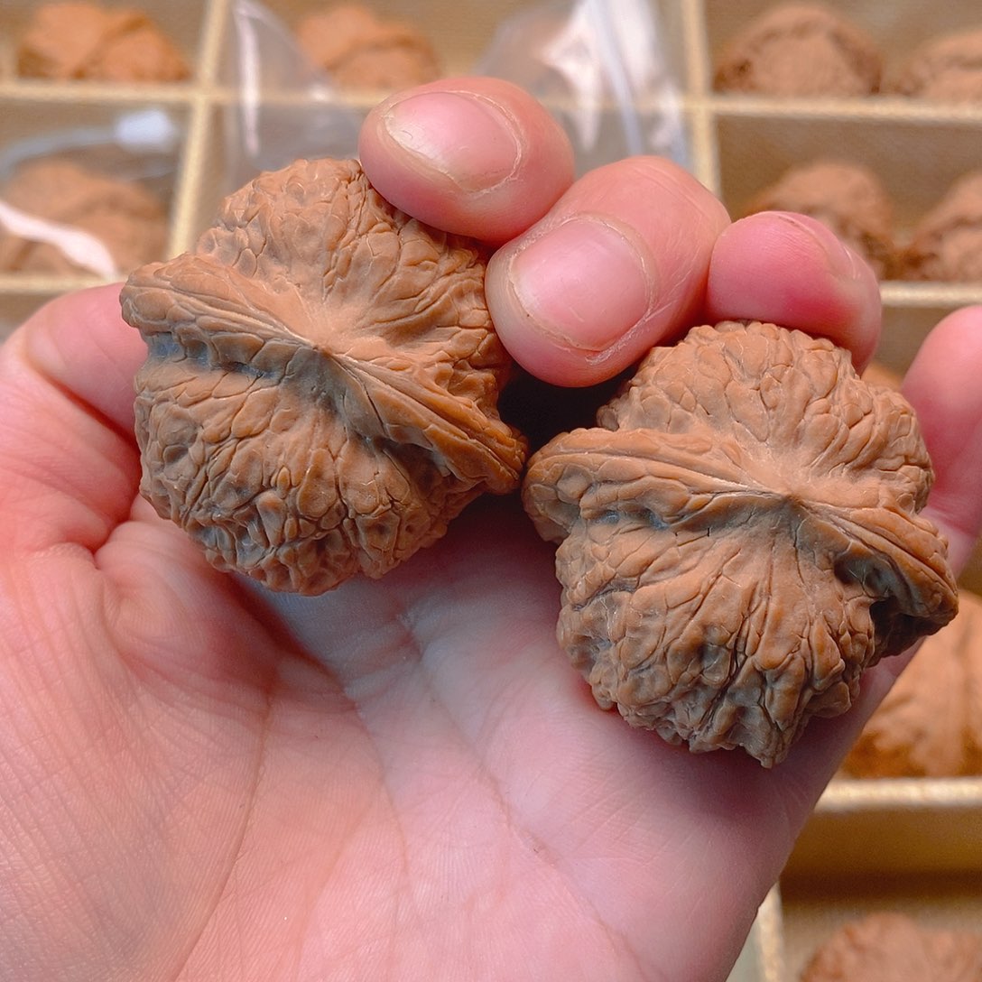 文玩核桃把件血麒麟41