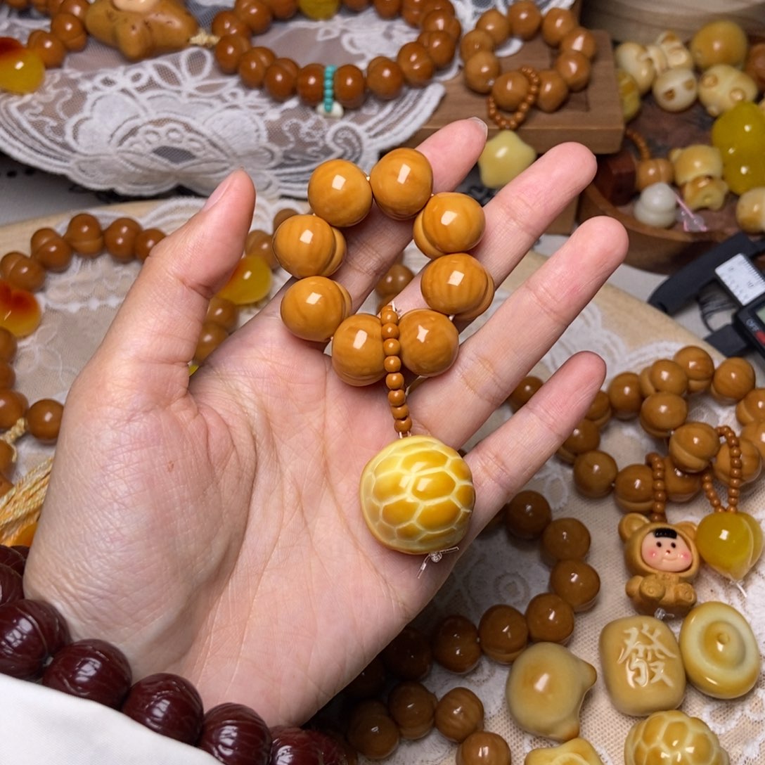 猴头核桃吊坠屁桃卡15