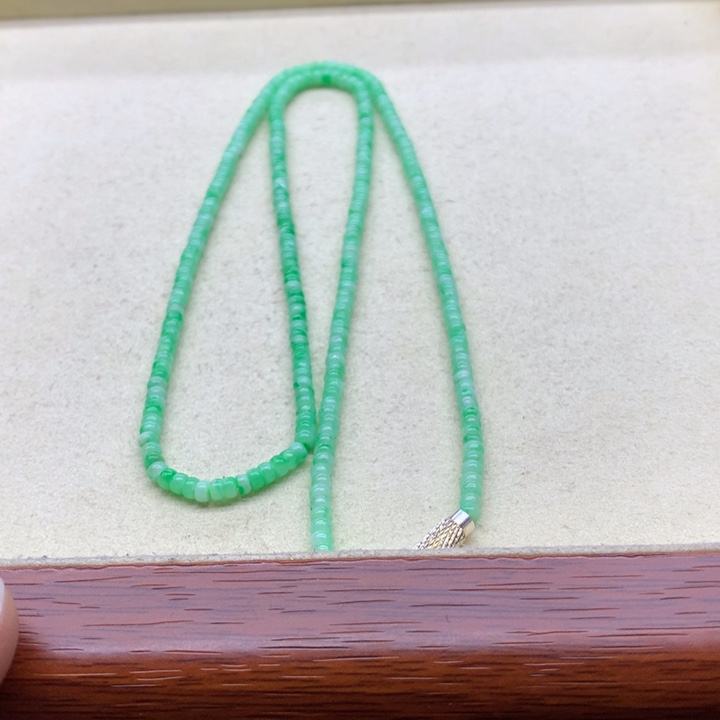 翡翠未镶嵌项链鉴赏期48小时