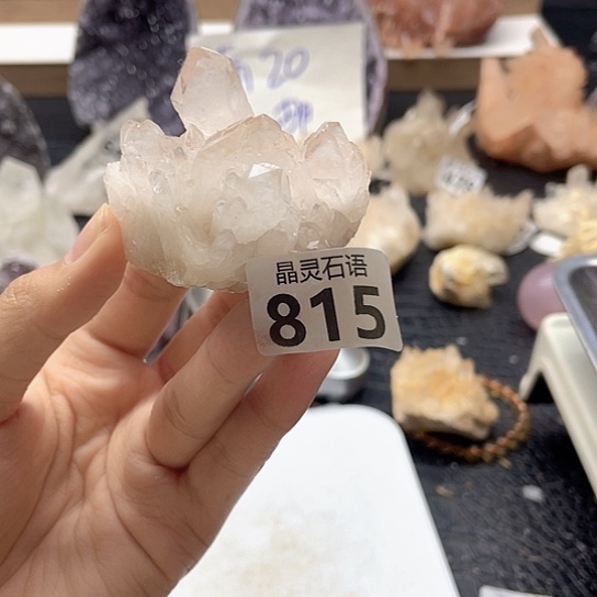 未镶嵌水晶大型摆件（非配饰）