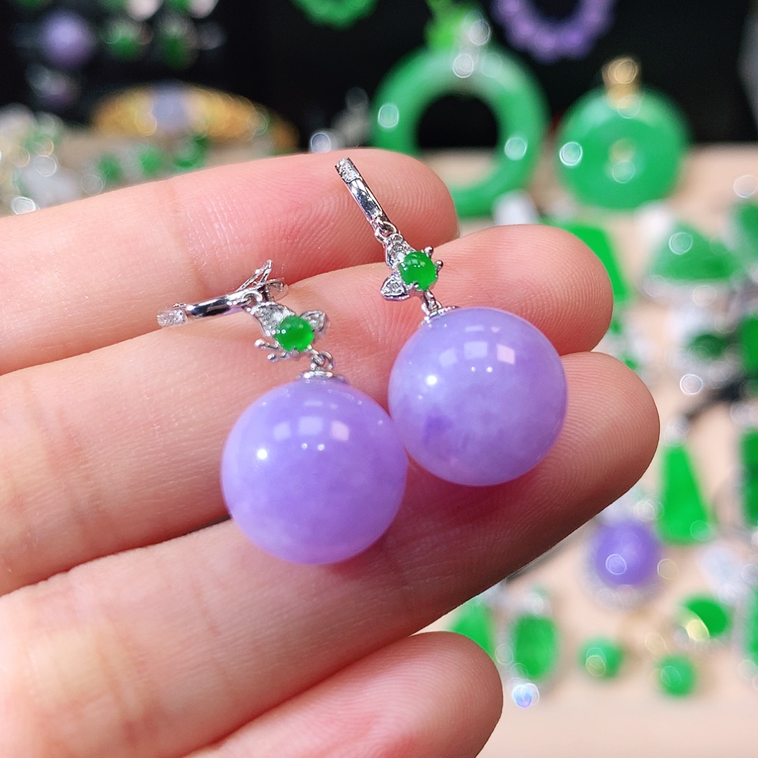 翡翠18K金镶嵌耳饰