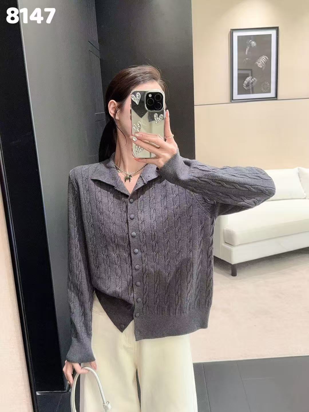 【JIANXI]韩系风翻领短款针织女长袖毛衣针织衫时尚衬衫纯色宽松女