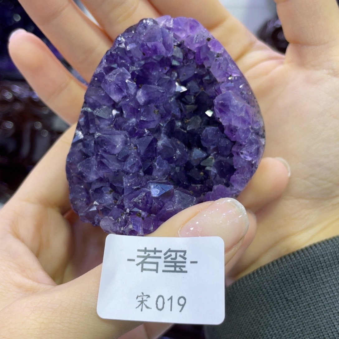 紫晶大型摆件（非配饰）未镶嵌乌拉圭紫水晶摆件