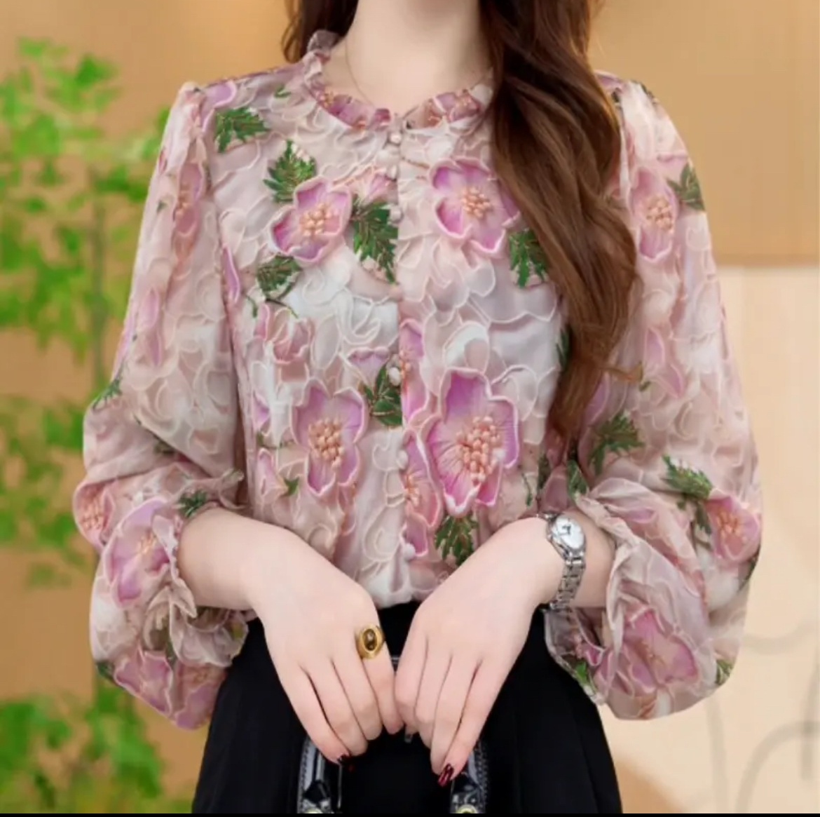 2025新款花圆领木耳边气质小衫套头时尚轻奢小衫