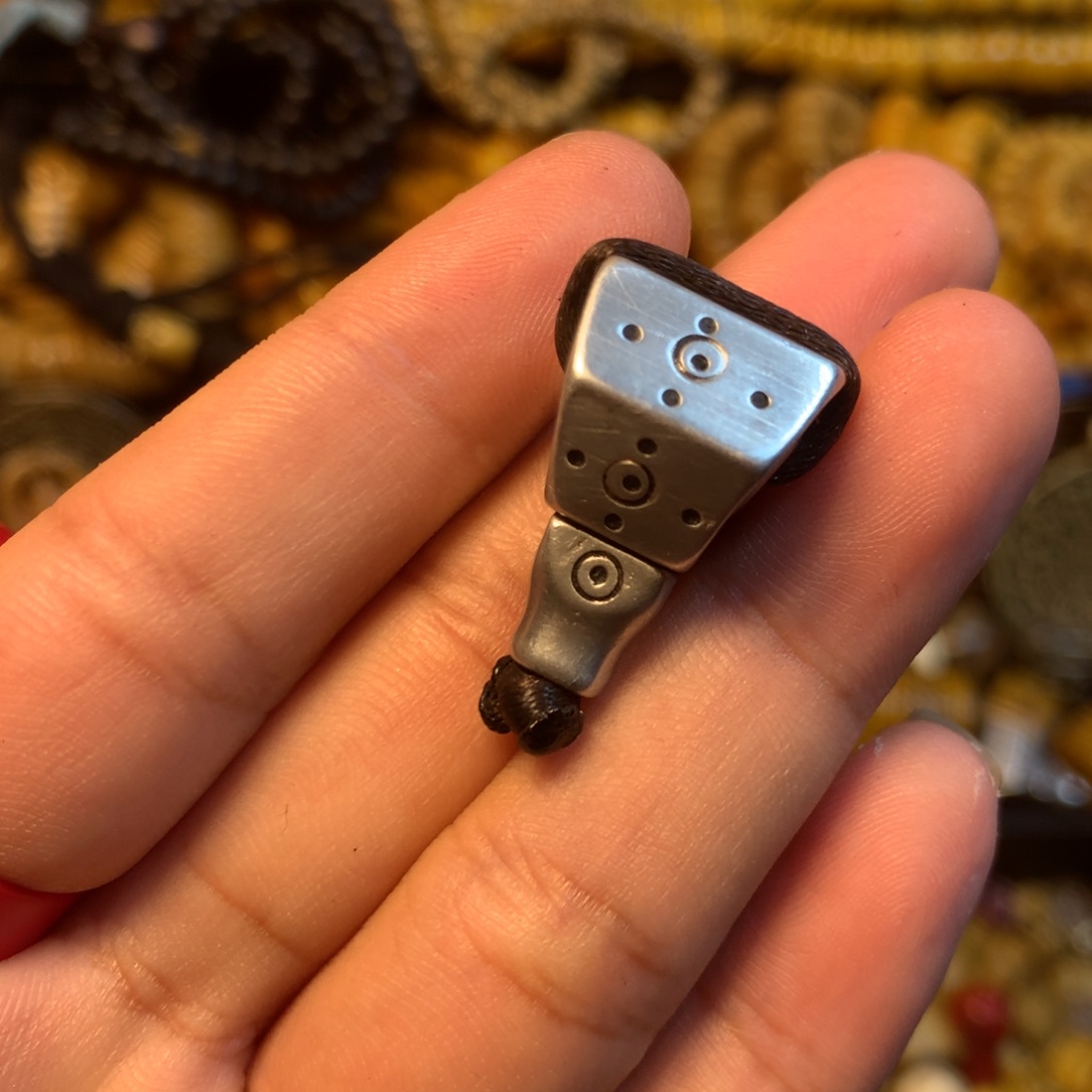 泥塑娘啦擦擦骰子