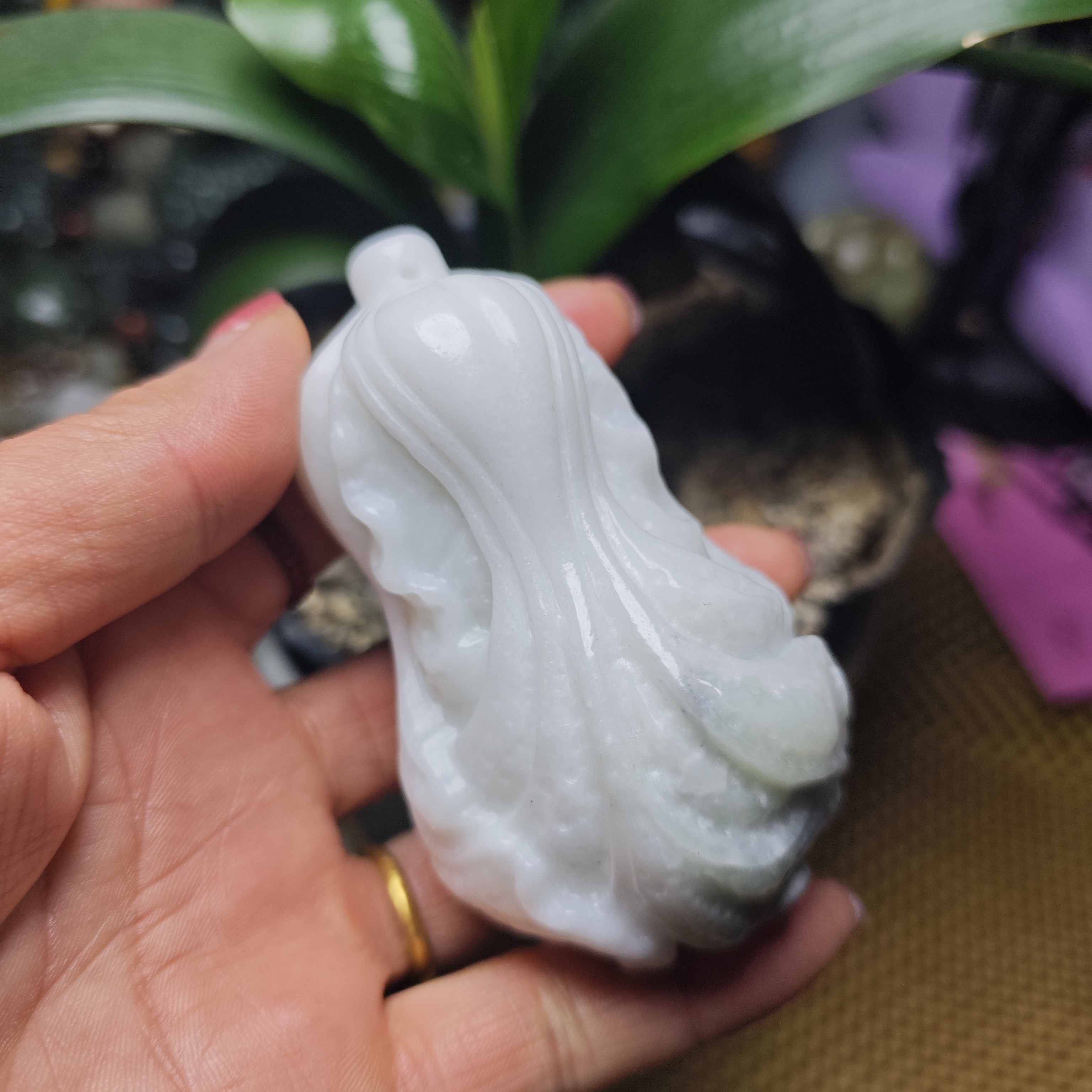 新疆天山翠白菜把件