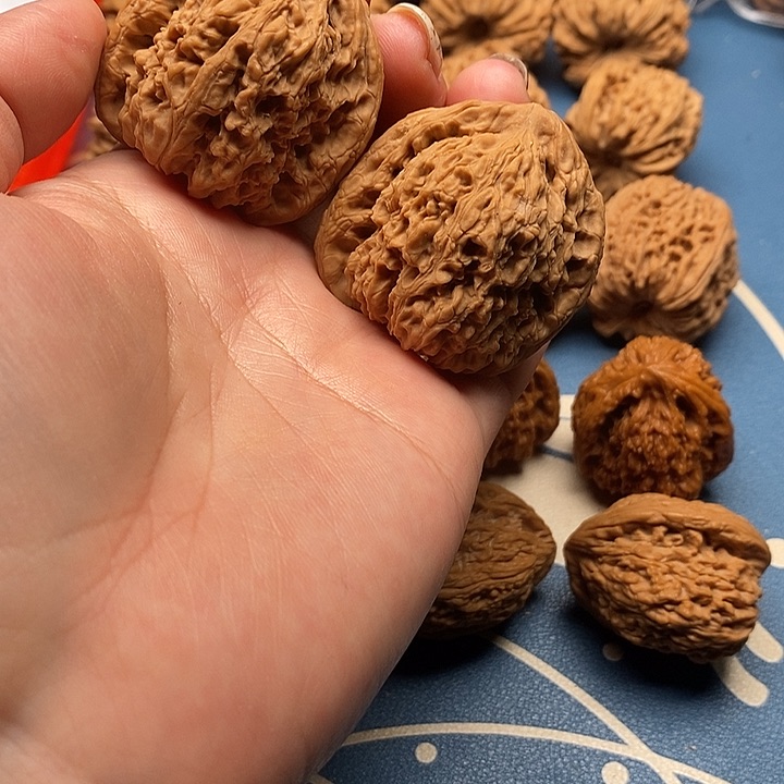 文玩核桃把件南疆