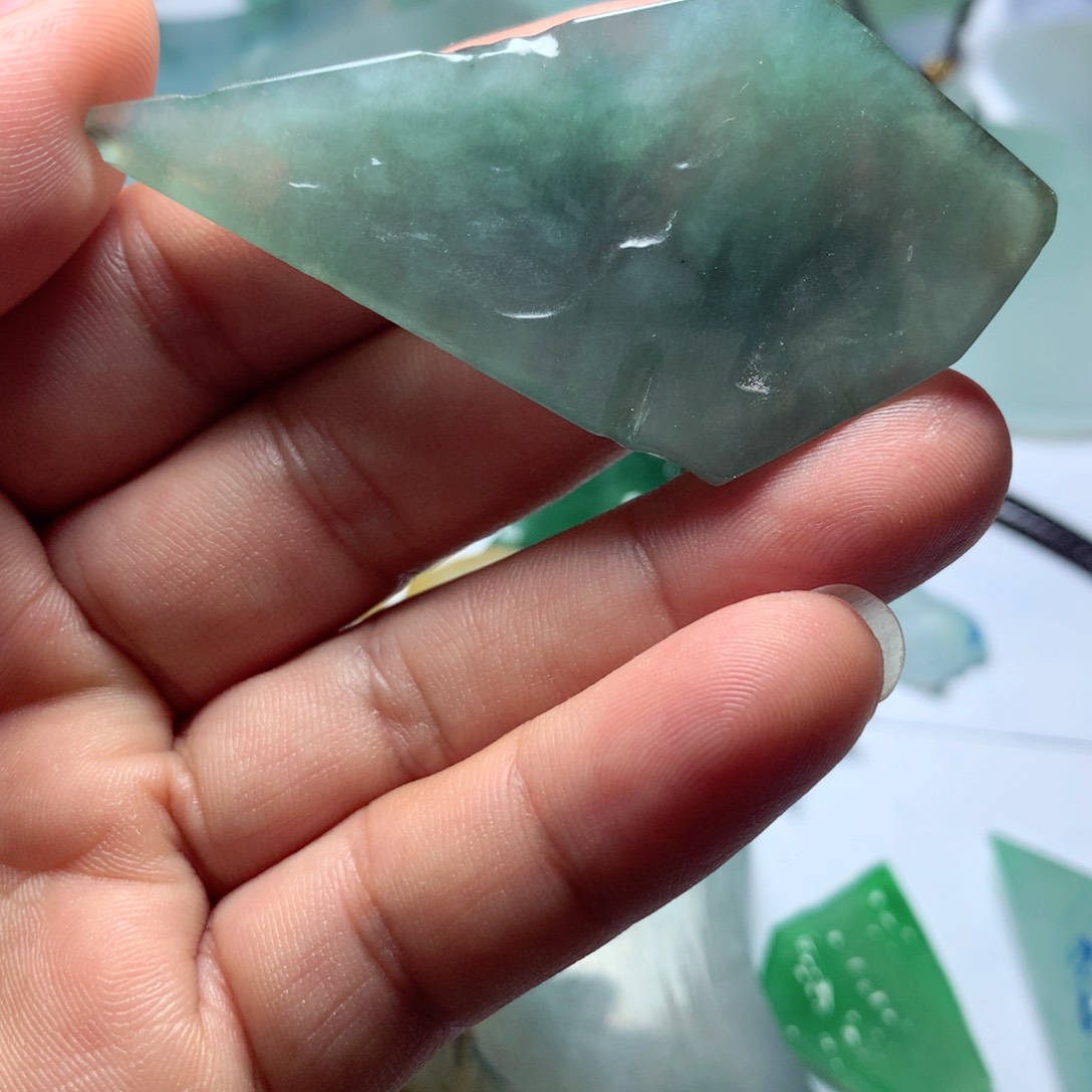 定制翡翠未镶嵌包工