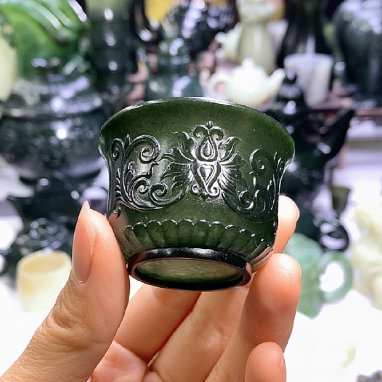 【闪购商品】和田玉摆件未镶嵌青玉杯