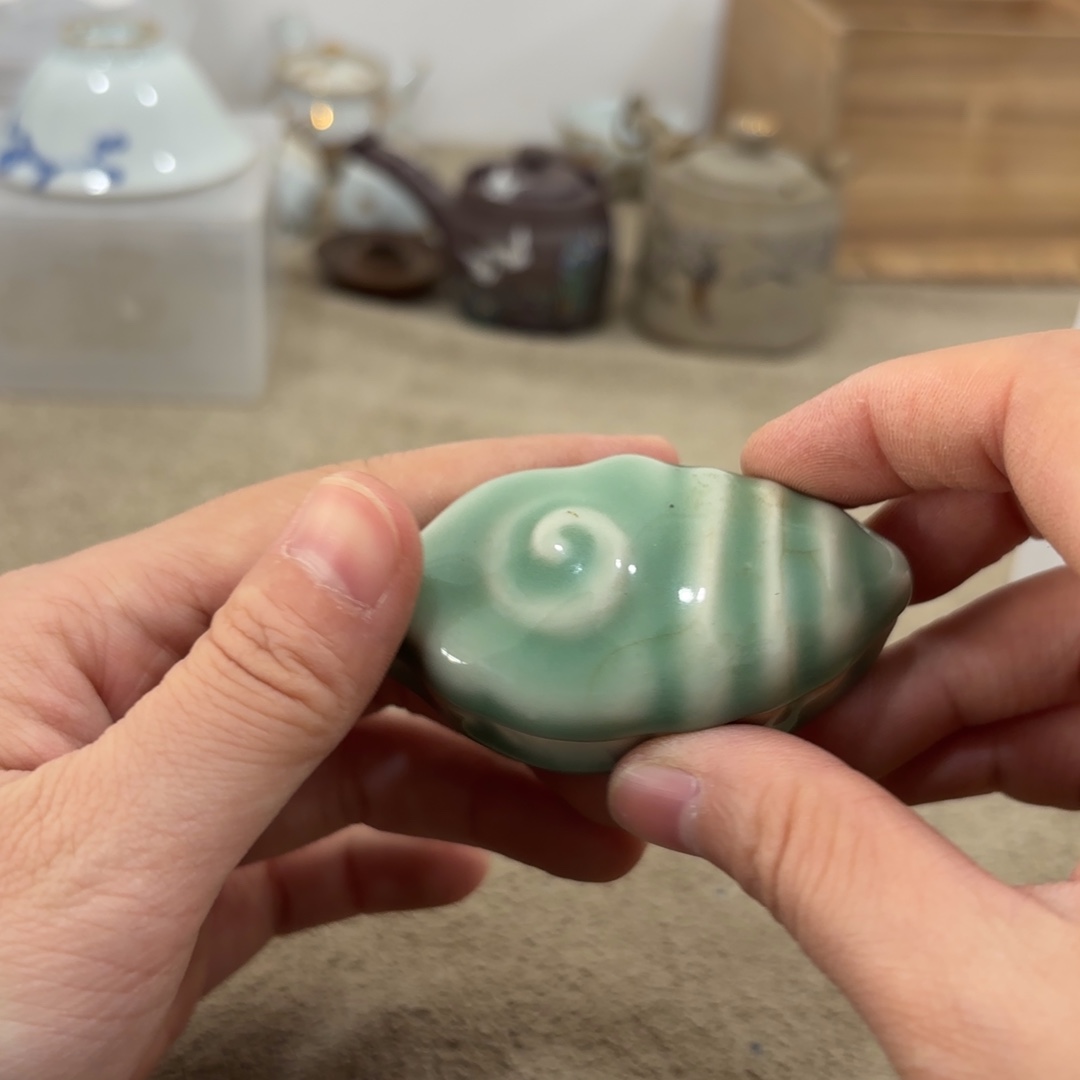 瓷片非常好看漂亮的物品 