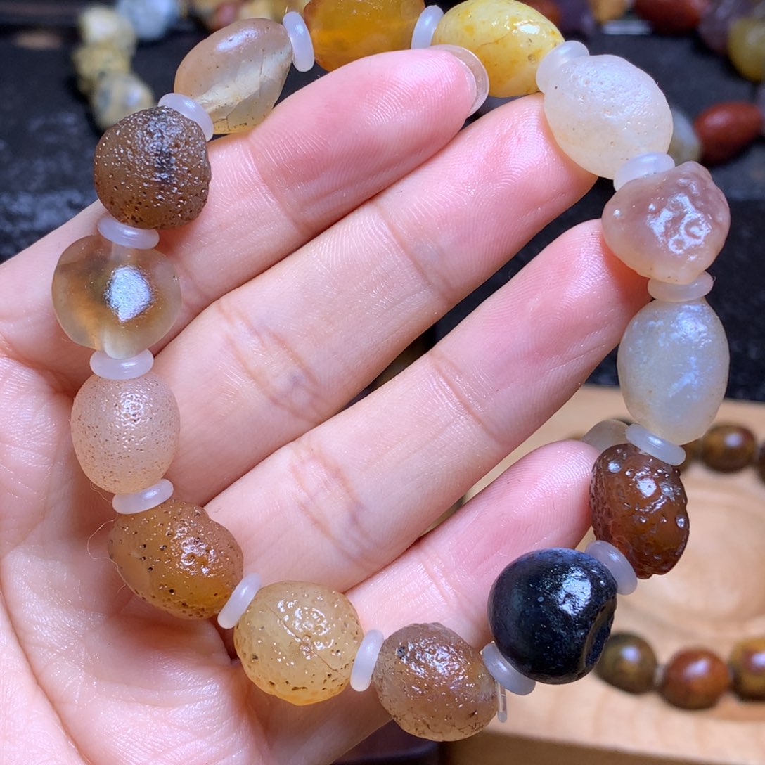 未镶嵌玛瑙/玉髓珠宝半成品