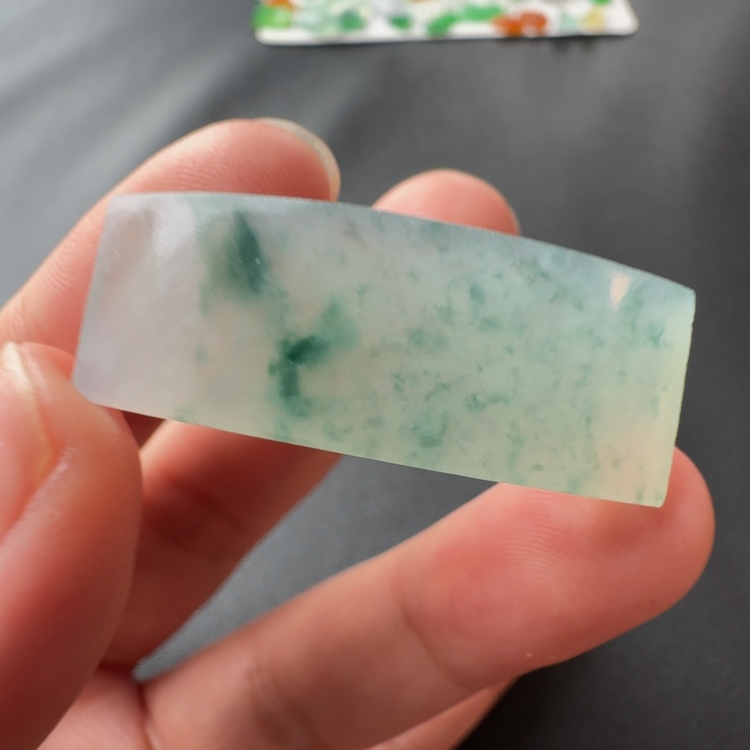 定制翡翠未镶嵌冰飘花手牌