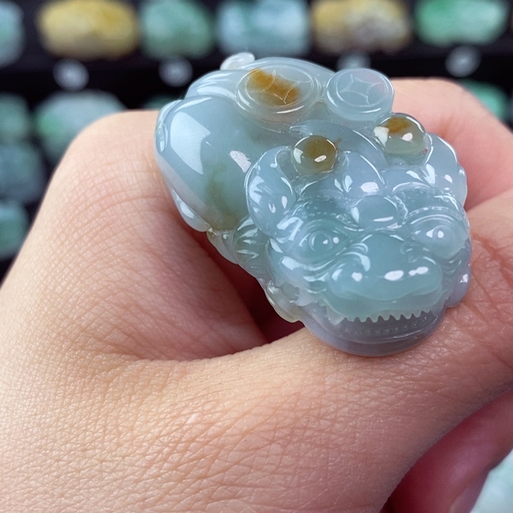 翡翠颈饰未镶嵌天然