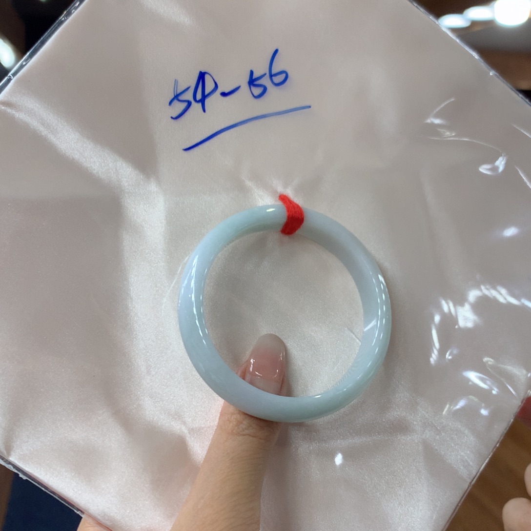 翡翠手镯未镶嵌买断