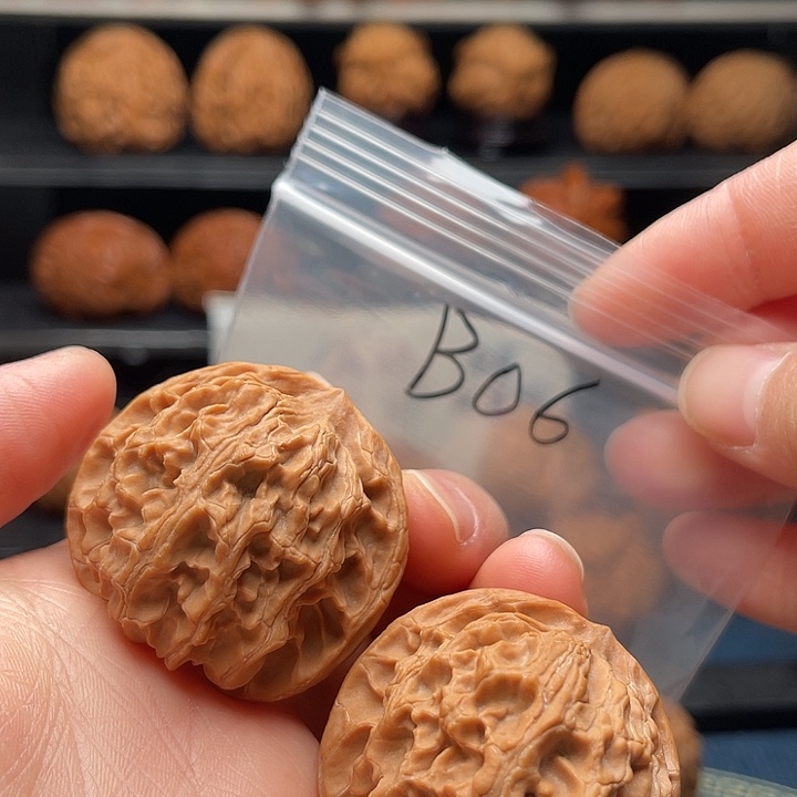 文玩核桃把件40苹果园