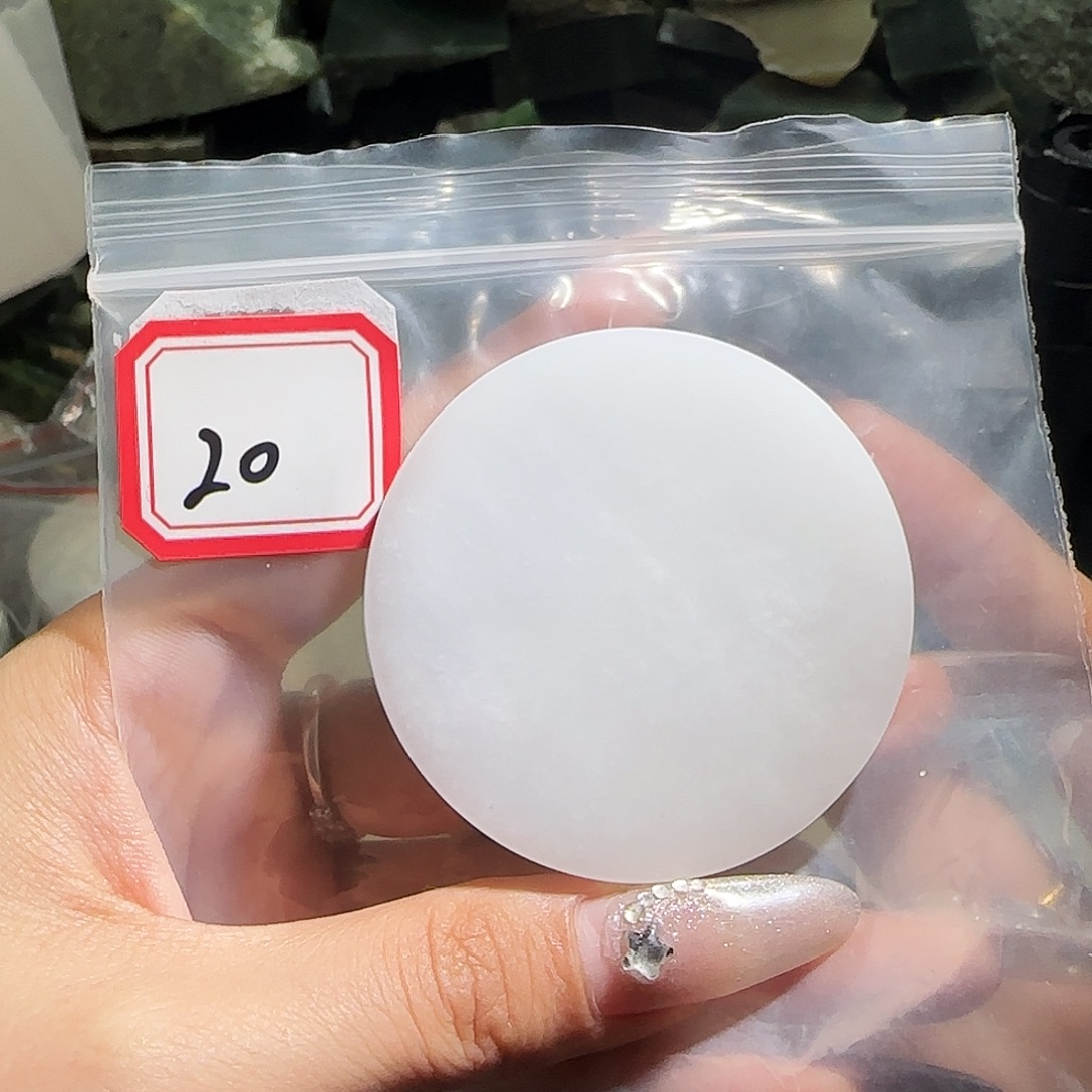 和田玉未镶嵌珠宝半成品