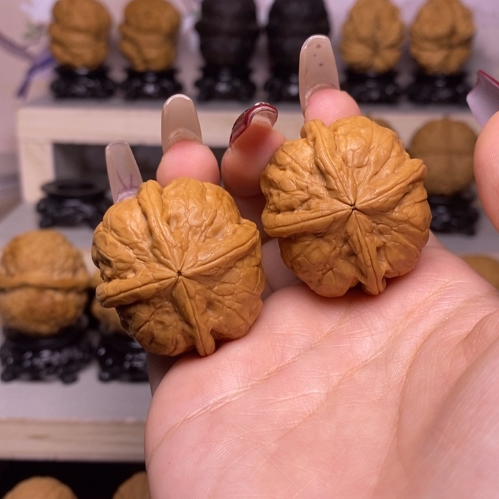 文玩核桃把件4Y—大四喜四棱36尺40克