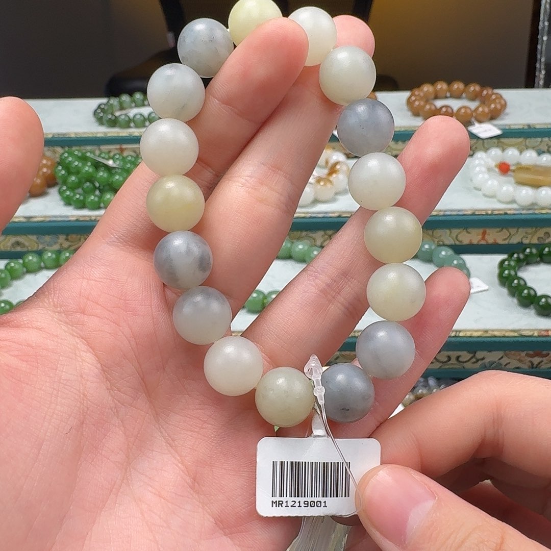 和田玉手串未镶嵌