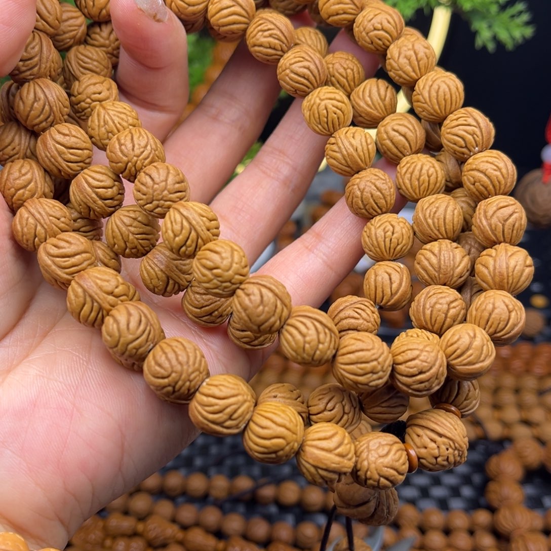 支***张文玩核桃吊坠大肠纹脖挂