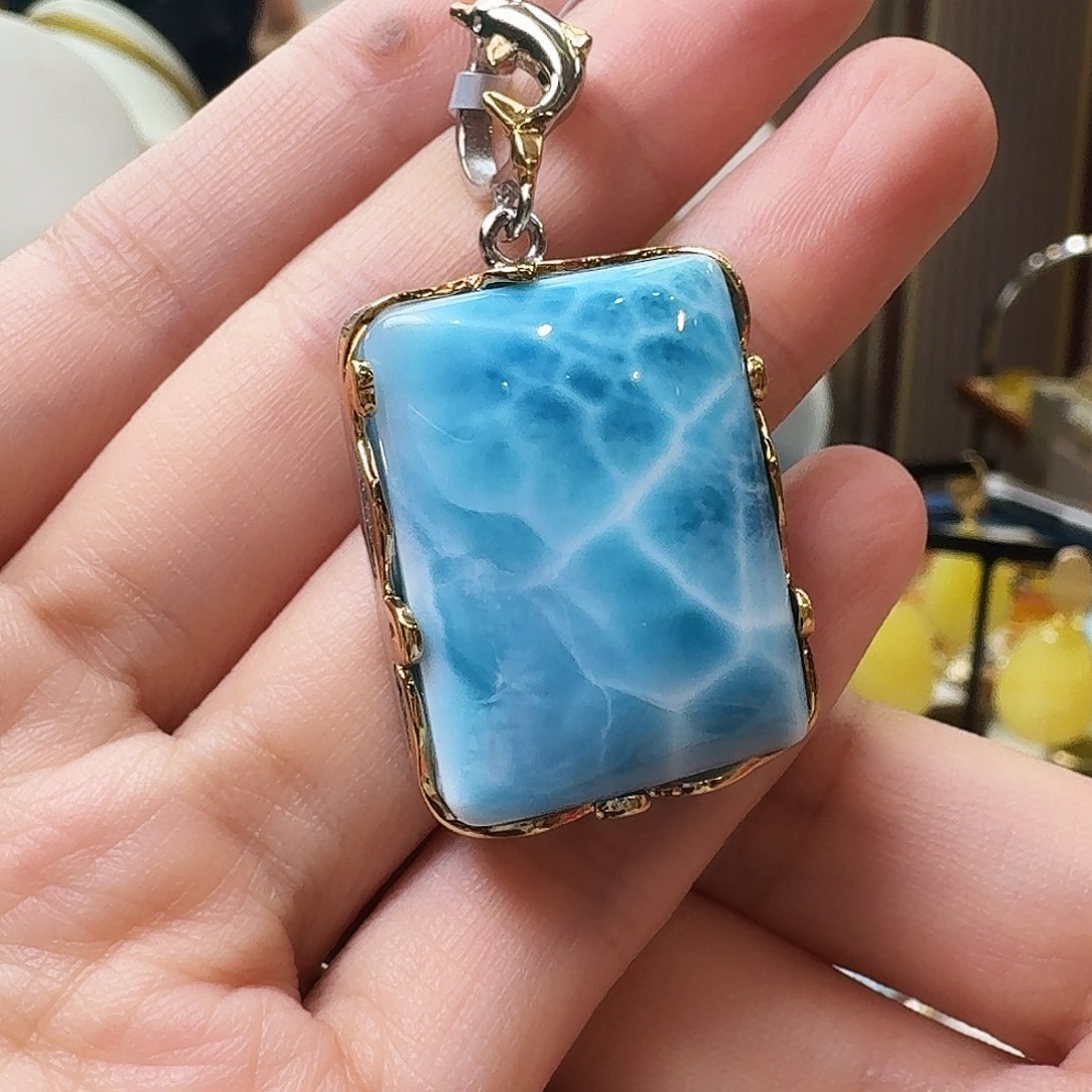 针钠钙石（海纹石）未镶嵌颈饰吊坠