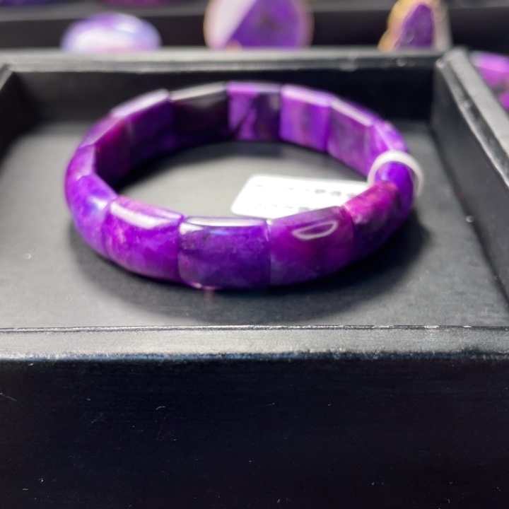 苏纪石（舒俱来）未镶嵌耳坠手牌