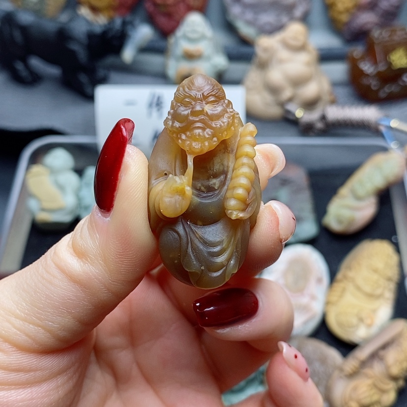 【闪购商品】定制石英质玉吊坠未镶嵌