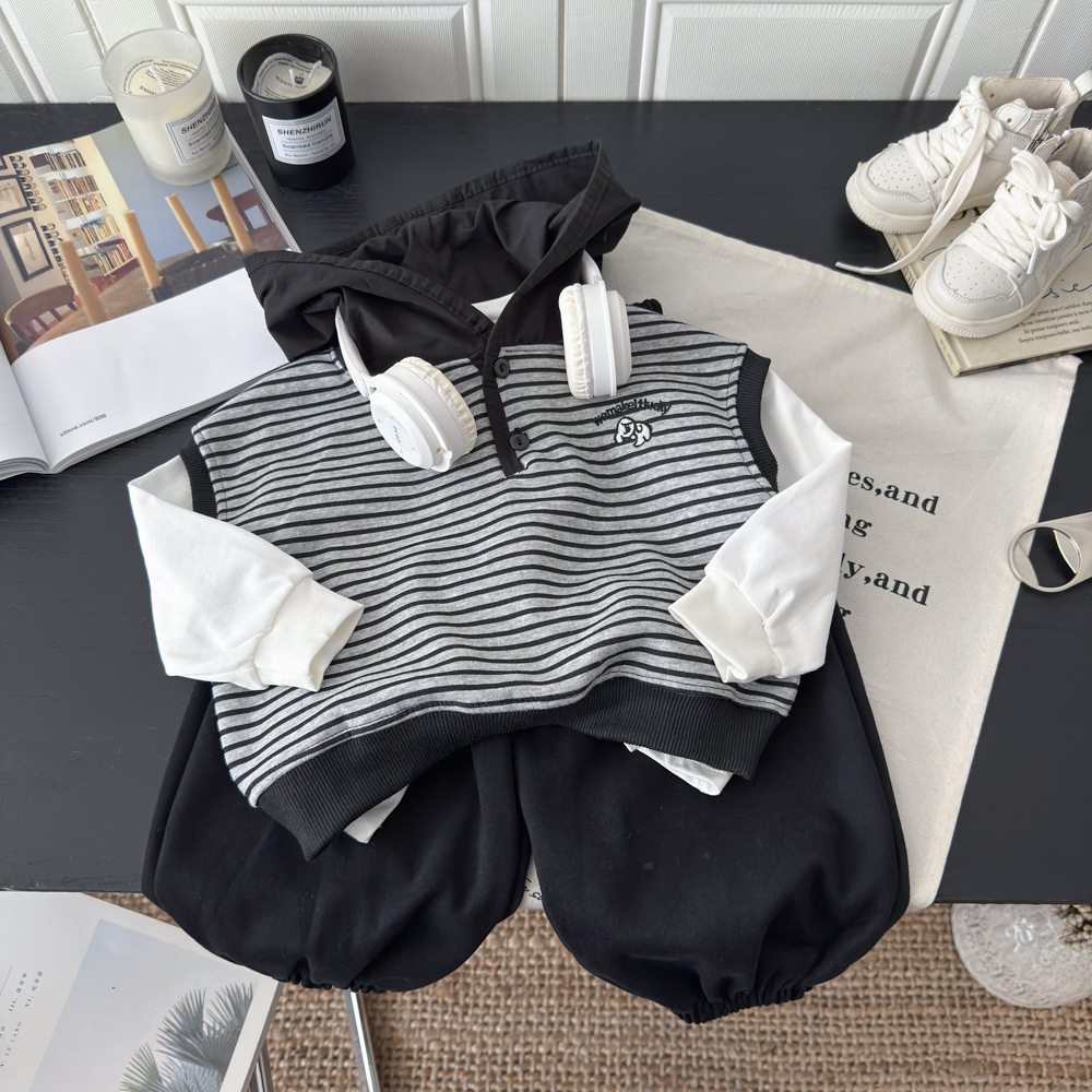 三件装儿童2025秋装新款儿童连帽马甲休闲韩版上衣打底裤子三件装