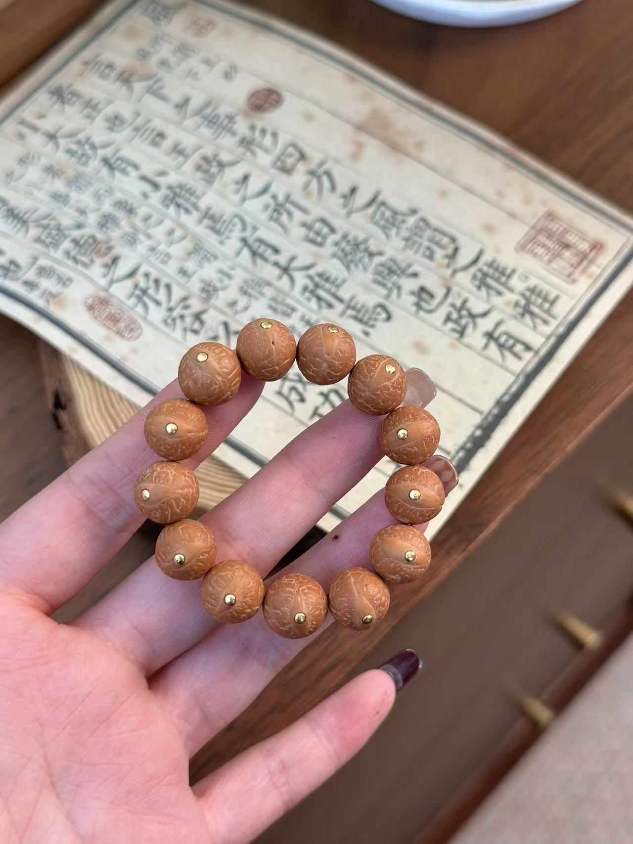 凤眼菩提文玩女孩