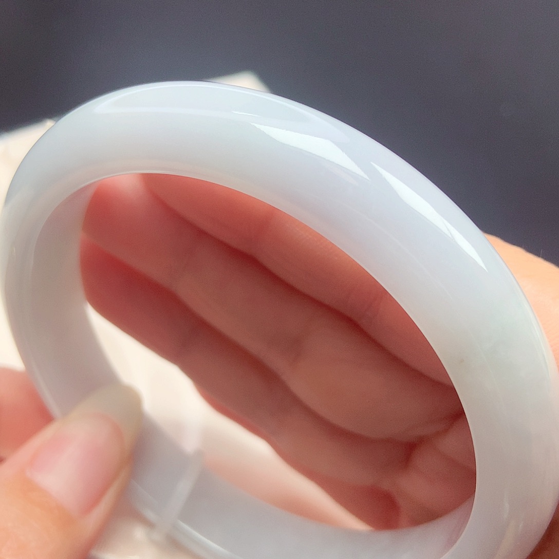 翡翠未镶嵌手镯64.7圈口