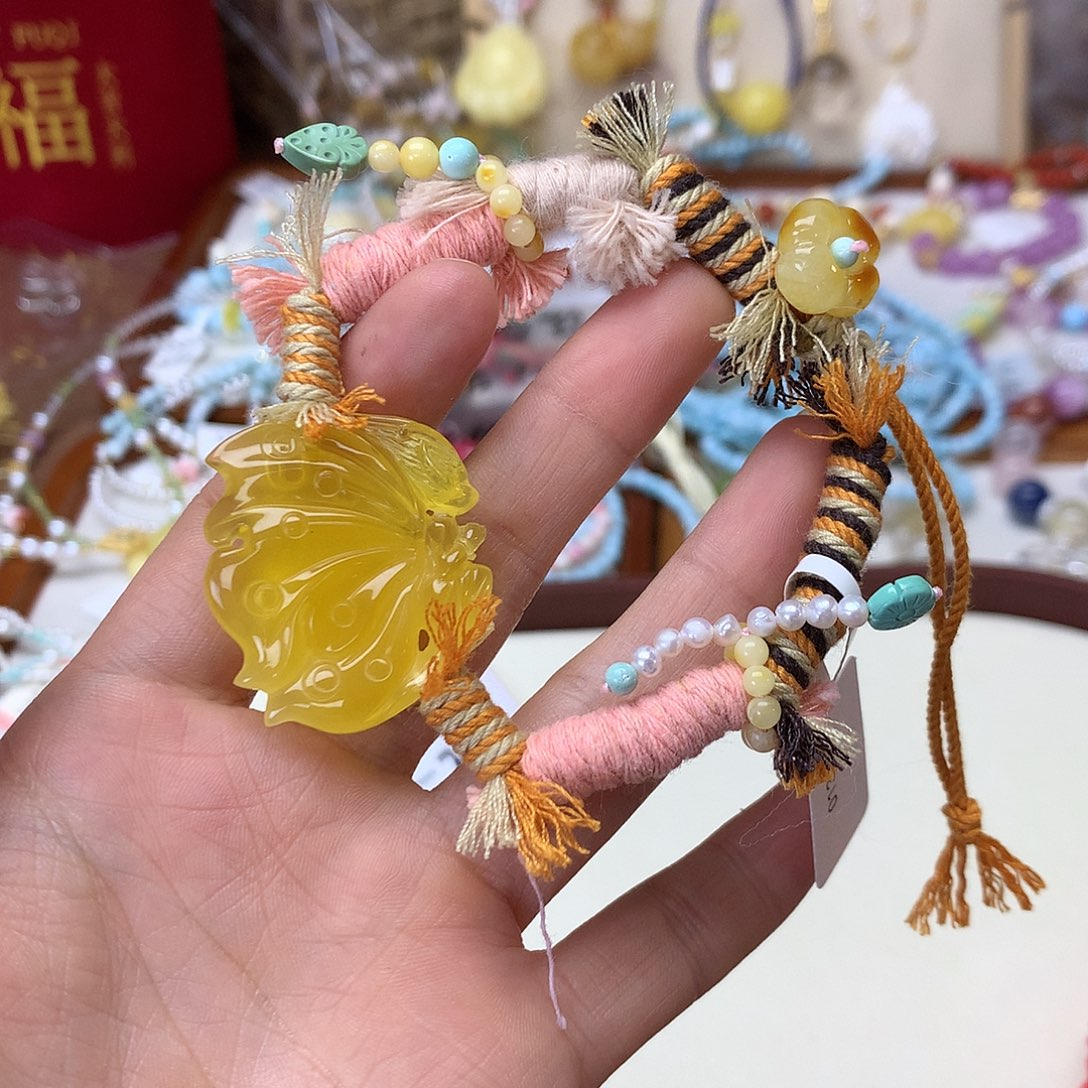 琥珀颈饰未镶嵌手链