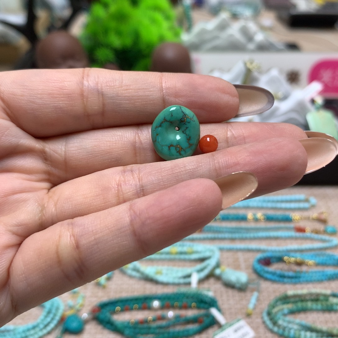 未镶嵌配饰南红玛瑙