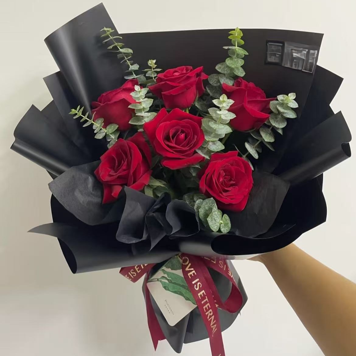 [小花束] 极致浪漫花束【情人节必备❤红玫瑰花束传递浓密情谊】送皇冠珍珠链灯串送女友爱人情人节鲜花小时达