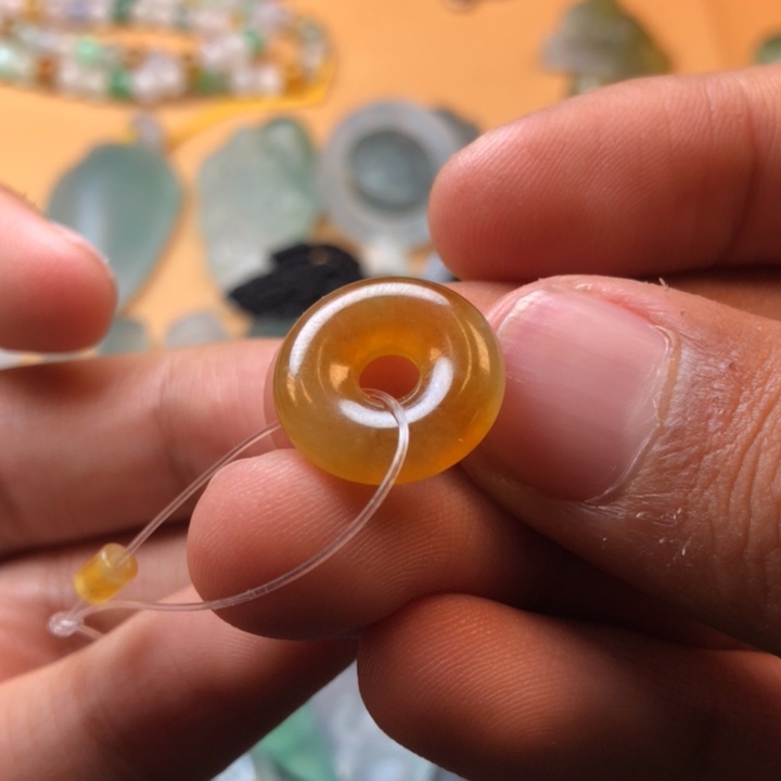 定制翡翠未镶嵌挂件