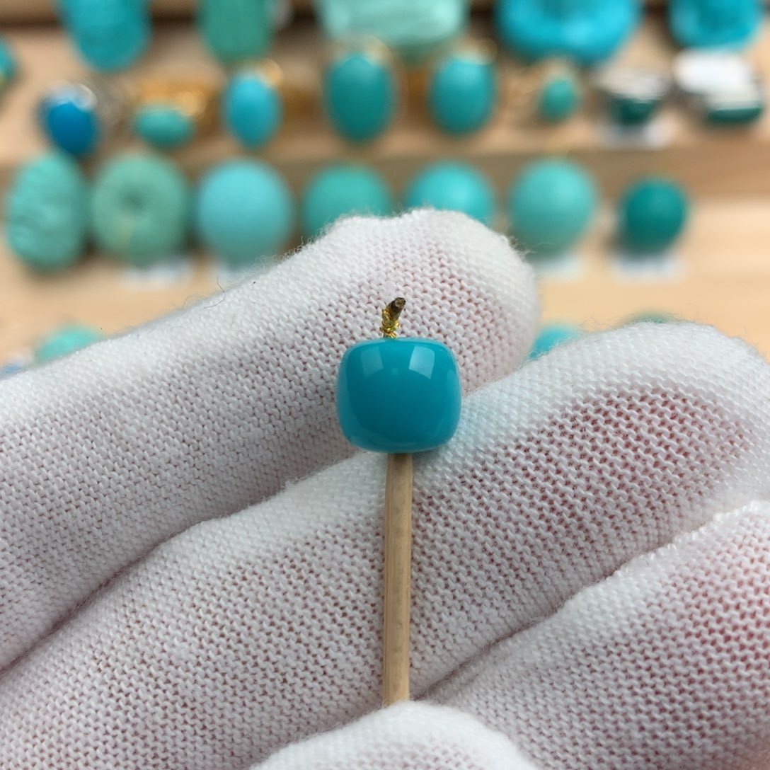 绿松石配饰未镶嵌8.1-7.1mm