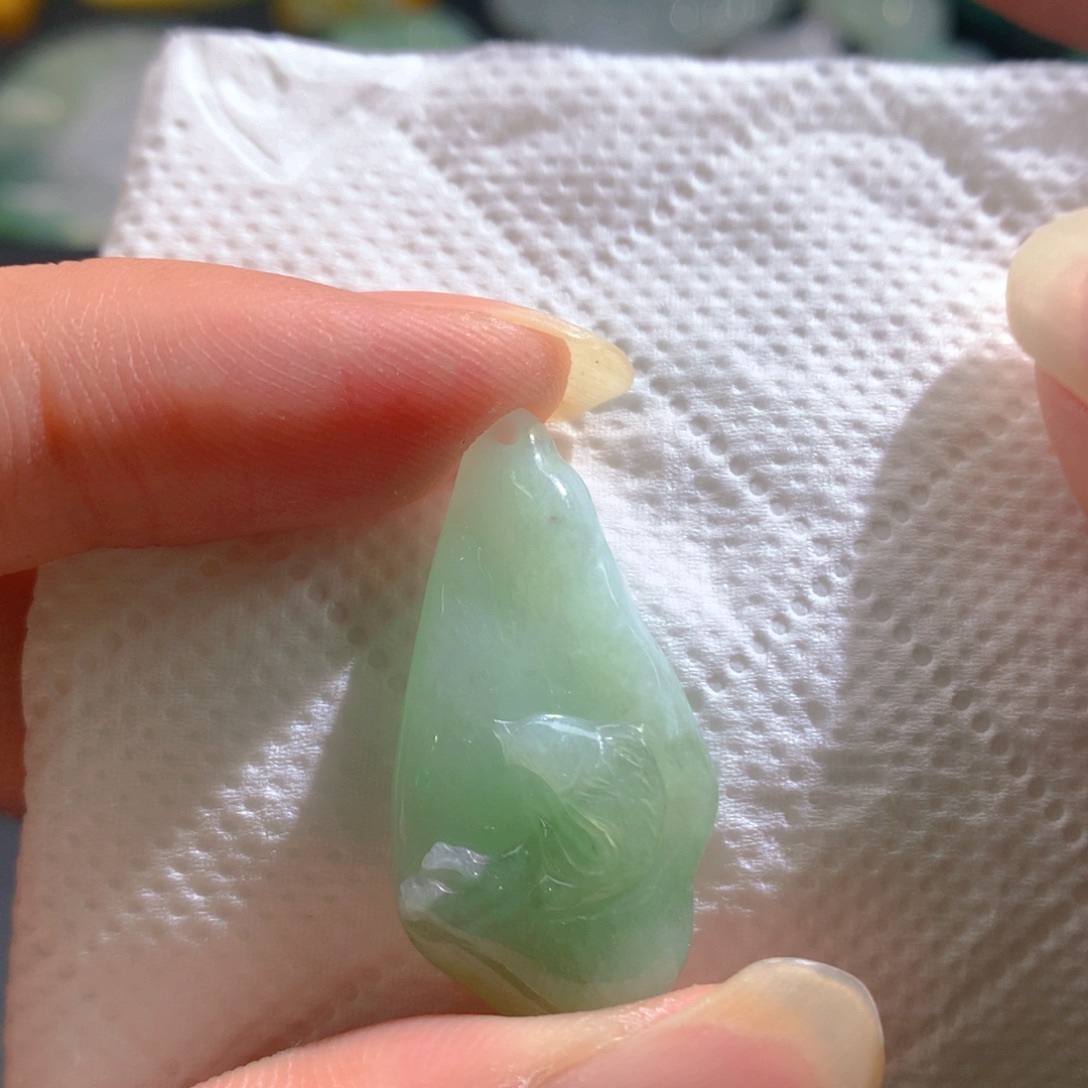 翡翠未镶嵌颈饰翡翠