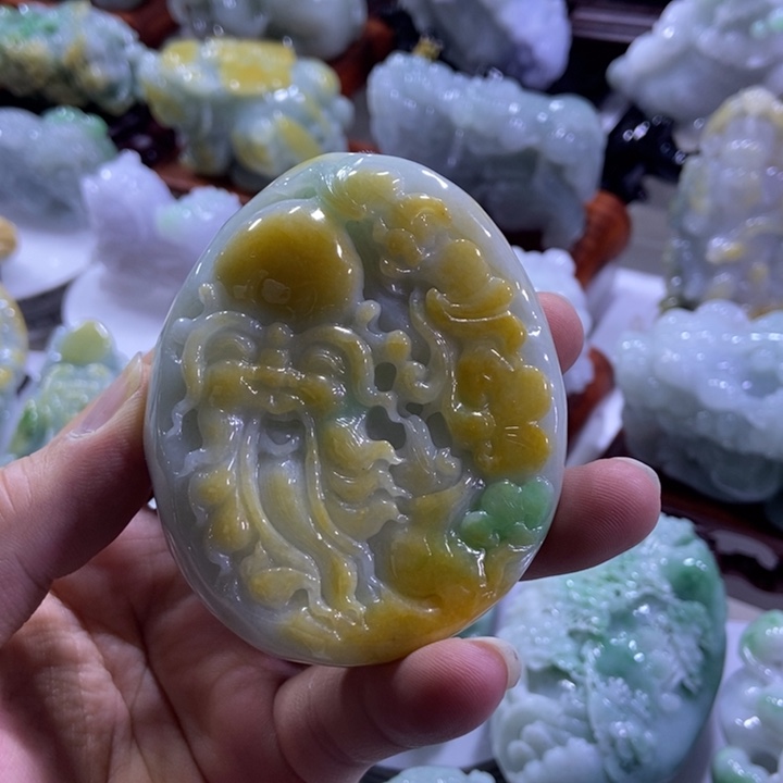 翡翠未镶嵌把件寿星