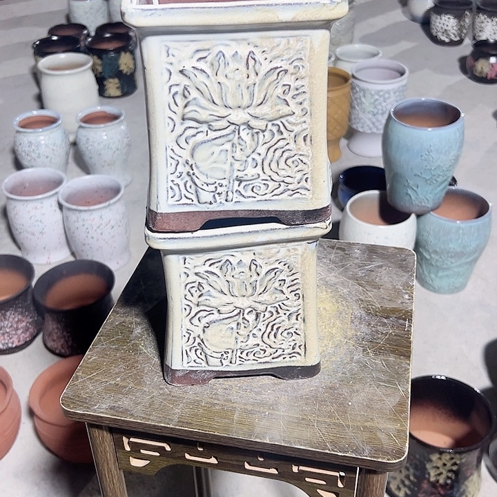 高度17厘米口15厘米