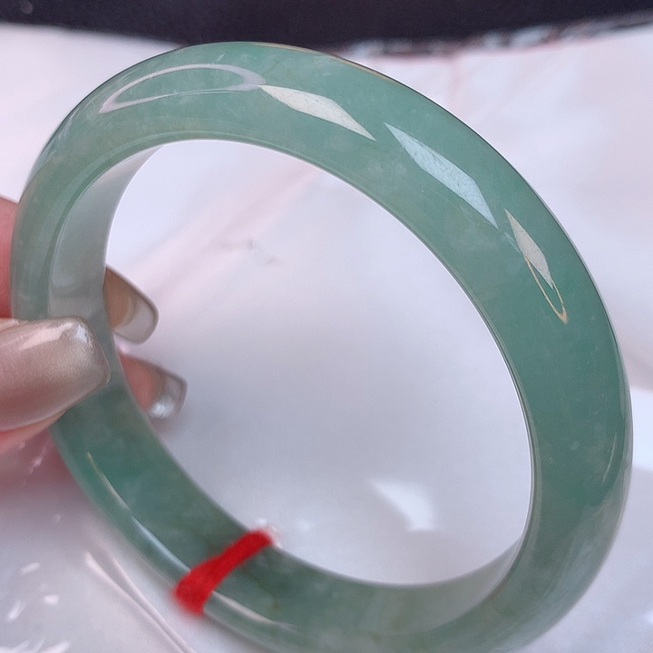 翡翠手镯未镶嵌63 翡翠手镯